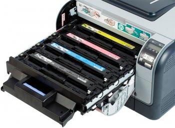 HP Color LaserJet CP1515n - вид изнутри